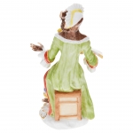 Songstress Figurine