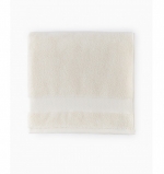 Bello Ivory Washcloth Indulge in the soft simplicity of Bello, crafted from the finest combed cotton to weave a perfectly plush and absorbent towel. Premium color performance through a revolutionary dyeing process renders them fade-resistant in sunlight, repeated washings, and most common bleaching agents. 