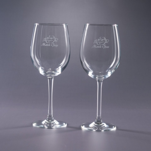 LVH Red Wine, Set of Four 8.75\ Height x 3\ Width, each
16 Oz

Imprint area:  1.25\H x 1.5\W
Rim style:  Beaded
Care:  Dishwasher safe
















