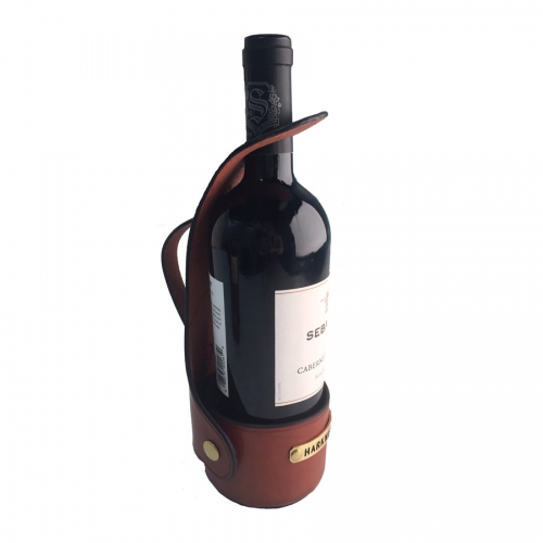Custom Leather Wine Server 11.5\ x 4\
Choose your leather

Handmade in Kentucky
Brass plate included

As each piece is handmade and made-to-order, please contact the store to check availability and delivery timing.
