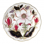 Seasonal Accent Spring Serenade Accent Plate The \Seasons\ collection of accent plates comprises of four illustrated floral decorated plates that would be equally at home as wall-art or as part of your dinner set. The Spring Serenade plate features reds, and cool purples in closed blooming petals finished with 22 carat gold to show the months of the year that flowers begin to grow and flourish. 